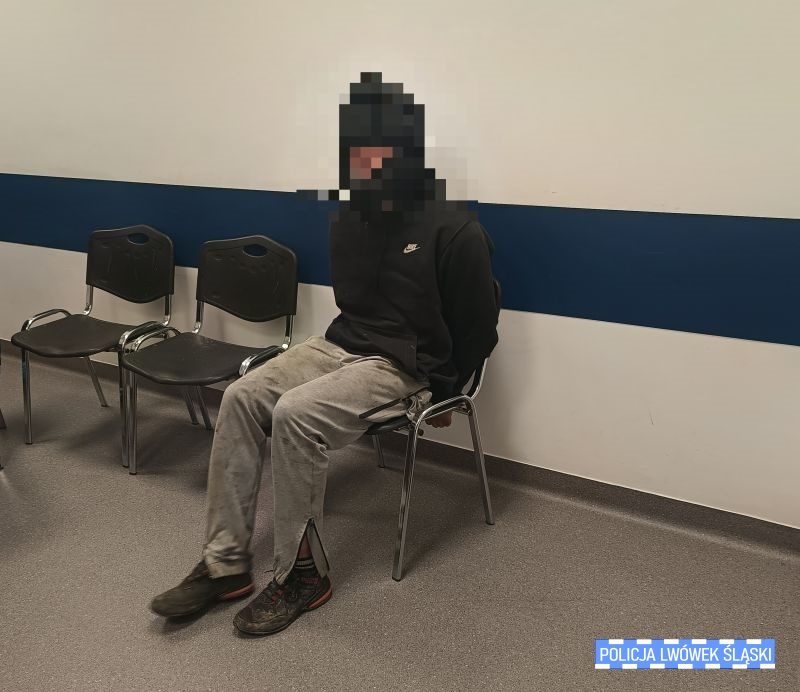 W Gryfowie Śl. ukradł rower i hulajnogę. W trakcie zatrzymania naruszył nietykalność policjantów