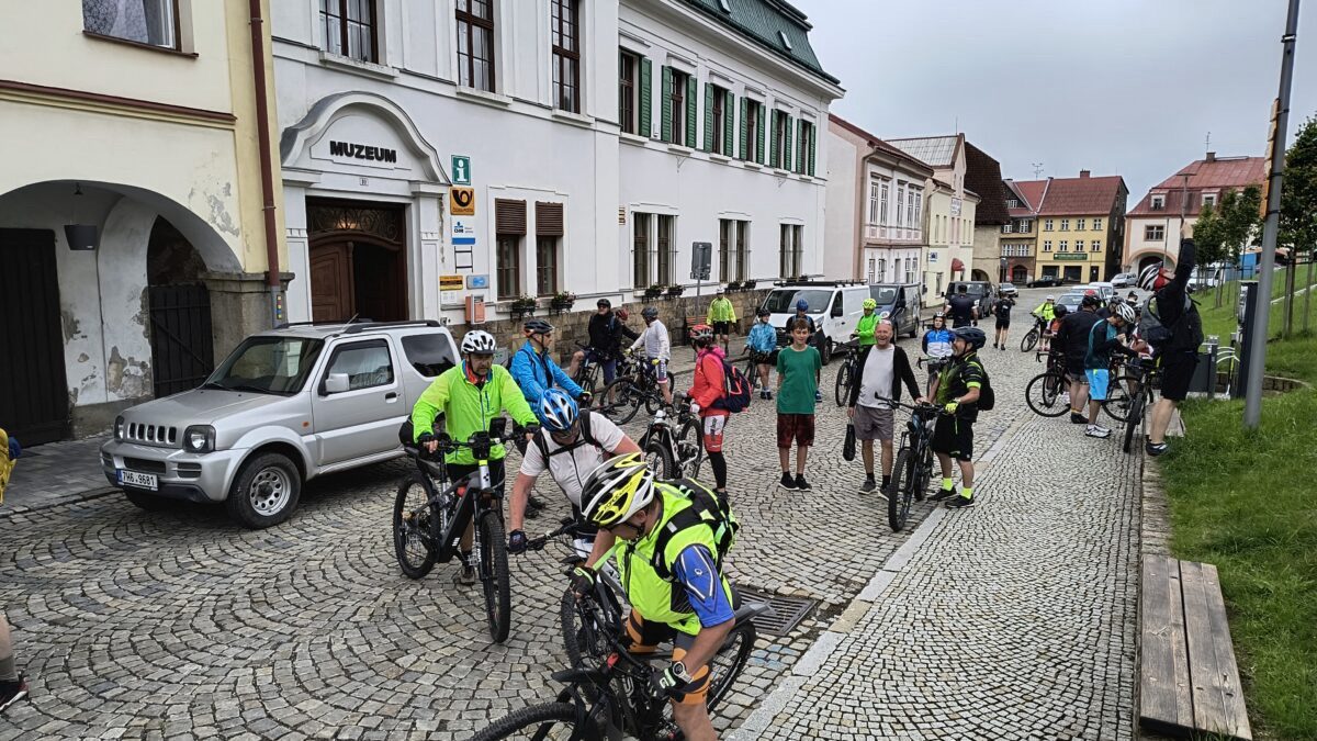 Rajd Rowerowy Doliną Bobru ER-6 przeszedł do historii!