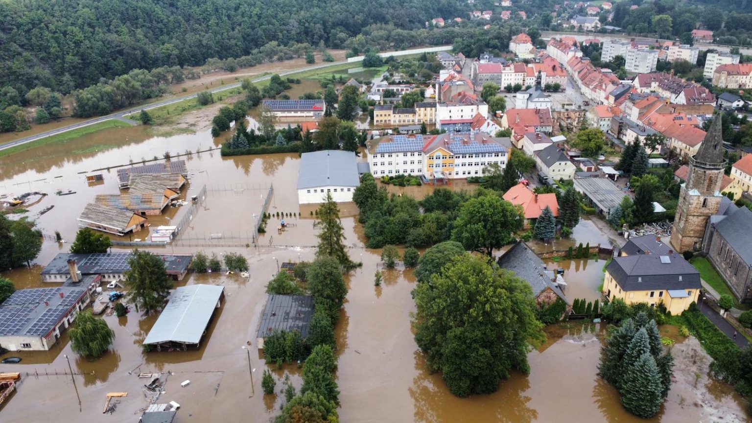 Lubin ponownie wspiera gminę Wleń po ubiegłorocznej powodzi