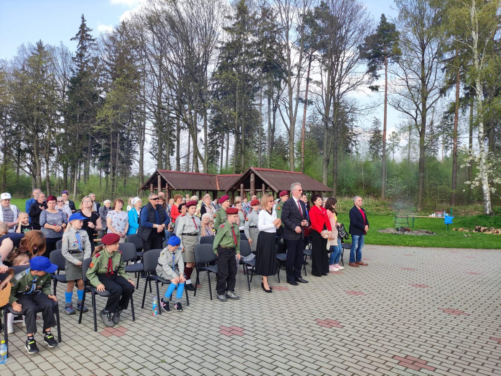 Dzień Flagi RP w Dworku