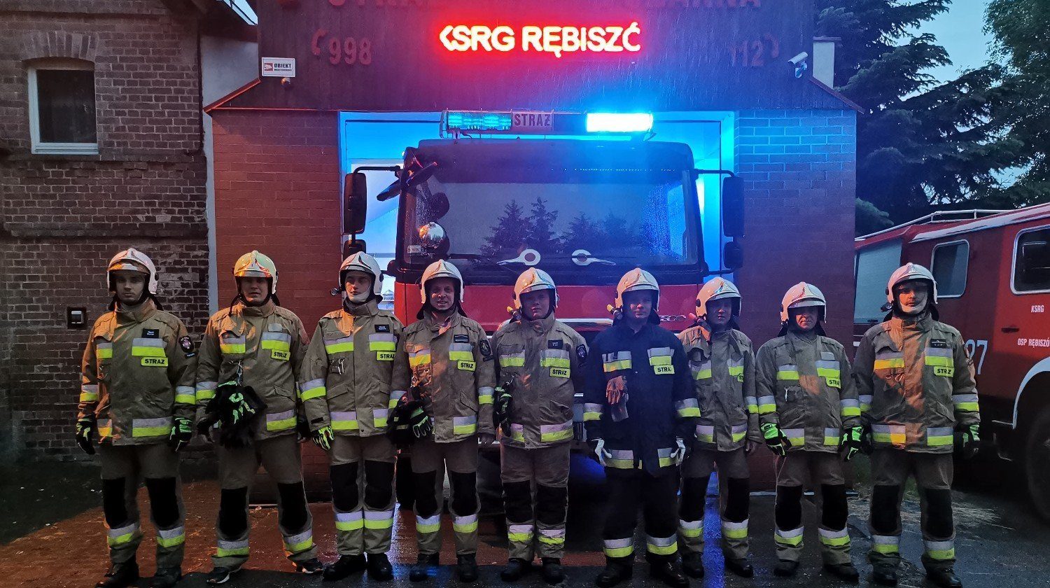 Strażacy z Rębiszowa zbierają na samochód typu pikap 4x4. „4x4 mamy – szybciej dojeżdżamy”