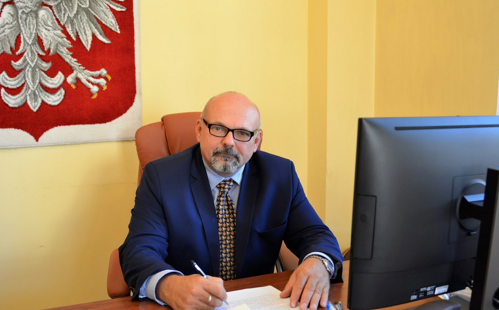 Burmistrz Wlenia Artur Zych z wotum zaufania i absolutorium – tylko Marek Dral na NIE